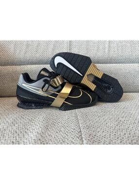 New Nike Romaleos black/metallic/gold shoes 13